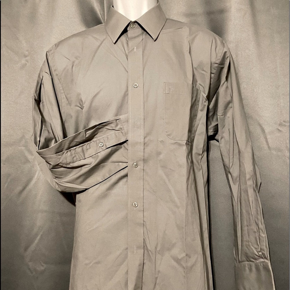 NWOT Pierre Cardin Men’s Dress Shirt Size 16